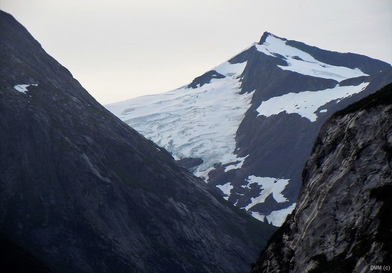 Photo Scenic Alaska Tracy Arm Mountain