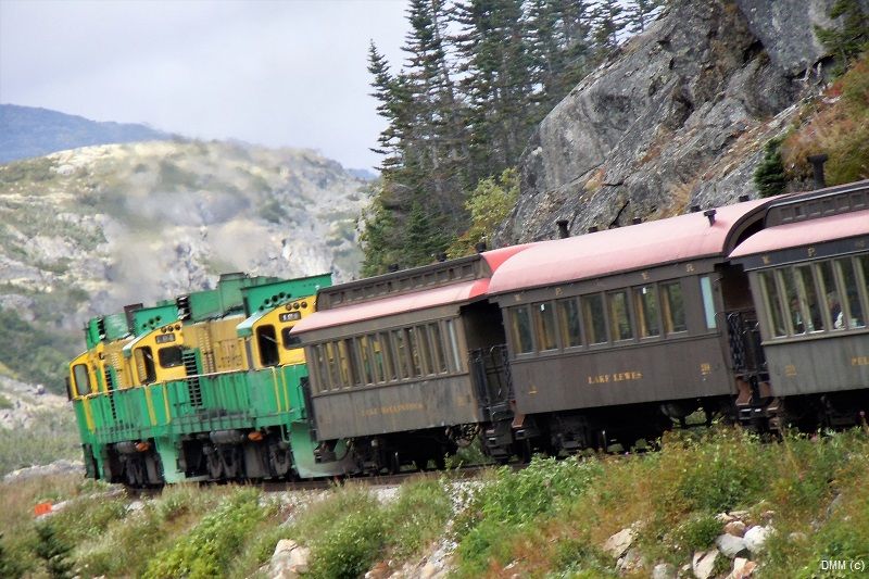Photo Scenic Alaska Skagway Train on side of the hill